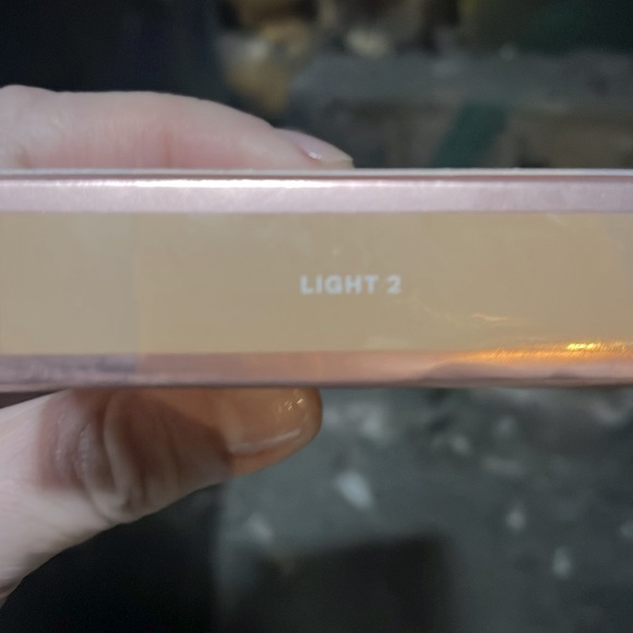 PATRICK TA MAJOR SKIN CRÈME FOUNDATION AND FINISHING POWDER DUOS # light 2 - Picture 3 of 3